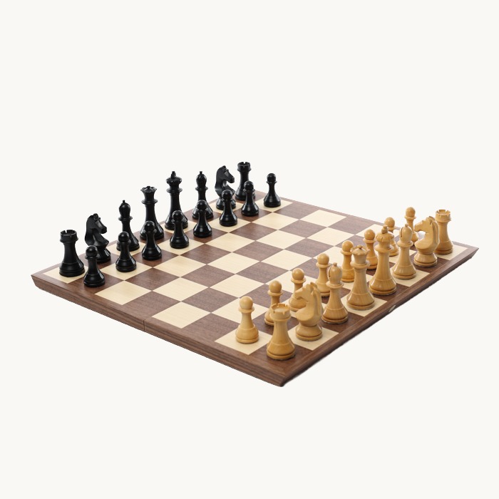 Jeu d'échecs Noyer pliable studio set cases 45 mm - miniature 3