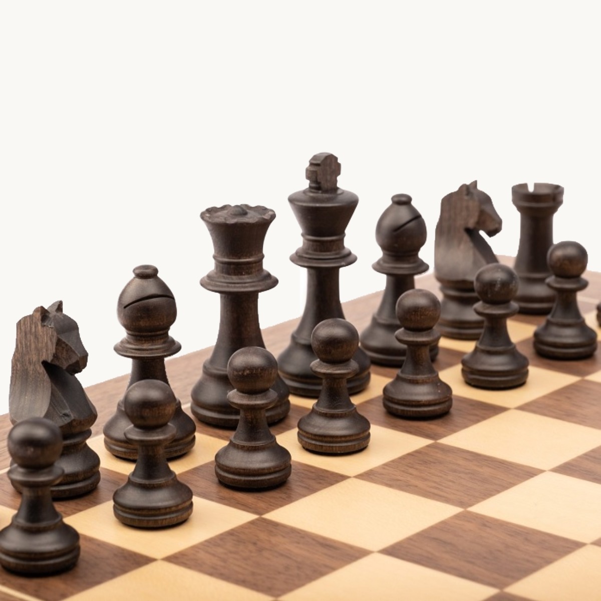 Pièces d'échecs n° 3 modèle "Staunton Europe" noyer mat - image 4