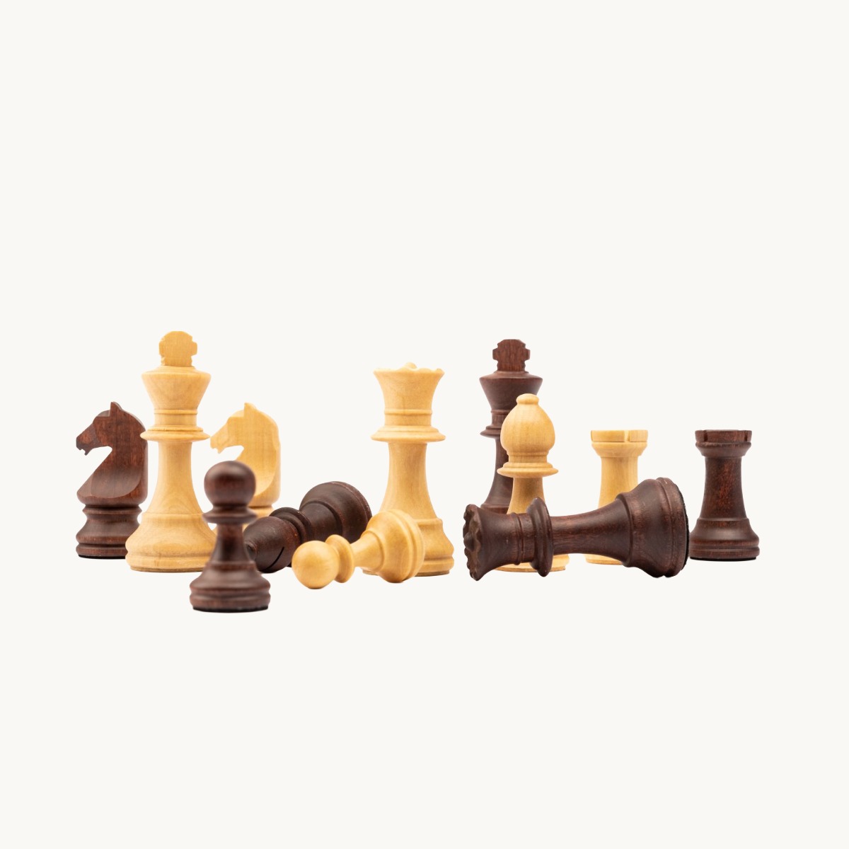 Pièces d'échecs n° 3 modèle "Staunton Europe" acajou mat - image 3