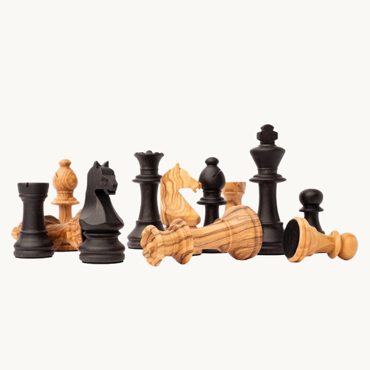 Pièces d'échecs n° 5 Modèle "Staunton Europe" Bois d'olivier - image 2