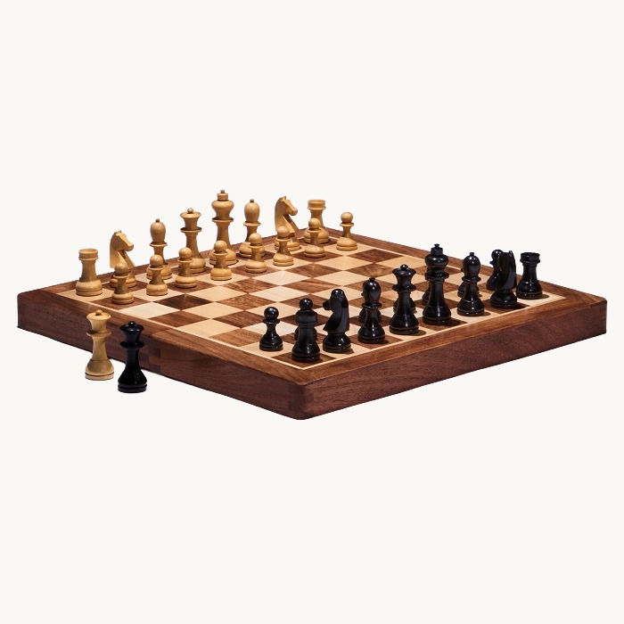 Jeu d’échecs de voyage magnétique World Chess
